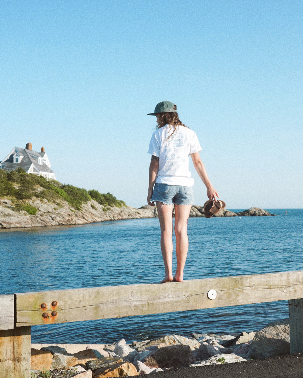 Squiggly Seagull Cord Hat